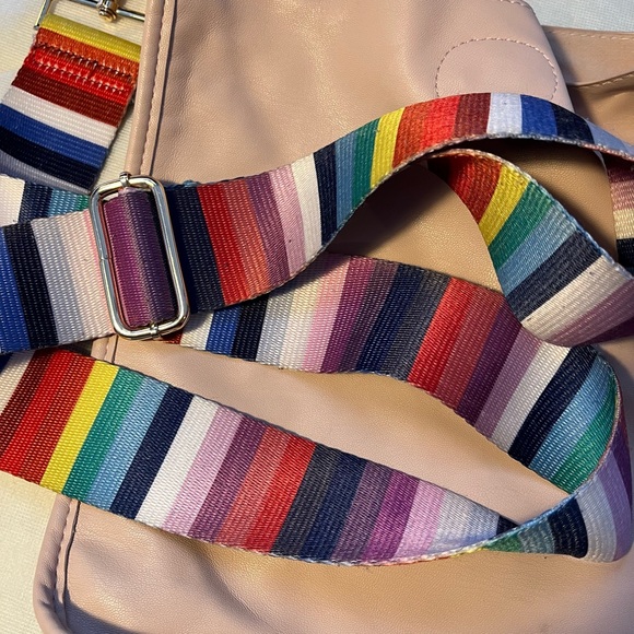 AH•DORNED Classic Vegan Leather Messenger Bag Pale Pink w/Striped Strap - Picture 5 of 10